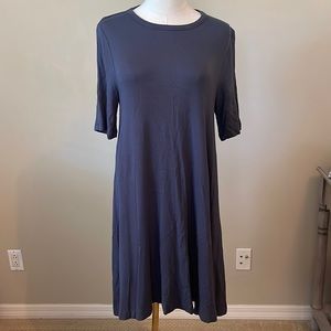 Lou & Grey T-Shirt Dress Small Charcoal Grey